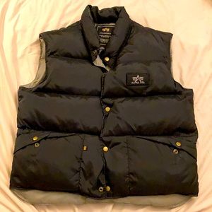 Alpha industries black down vest
